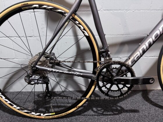 Cannondale Synapse Crb Disc Ult Di2 Grijs 2000