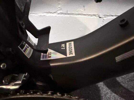 Trek Madone SLR 6 eTap Gen 7 Deep Smoke 2024