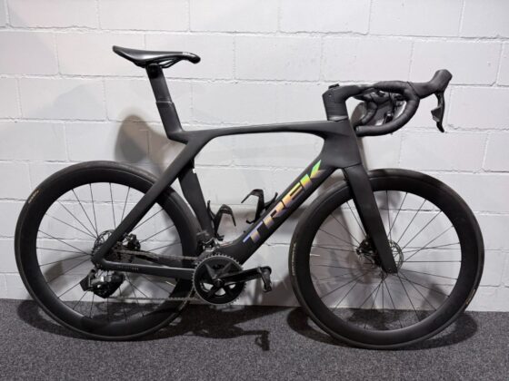 Trek Madone SLR 6 eTap Gen 7 Deep Smoke 2024