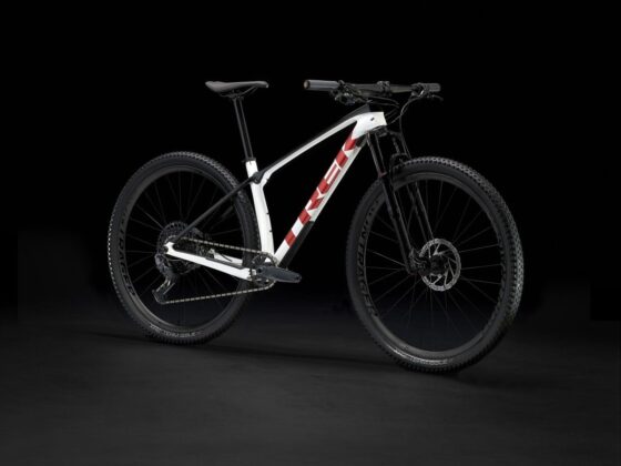 Trek Procaliber 9.7 Crystal White/Trek Black 2023