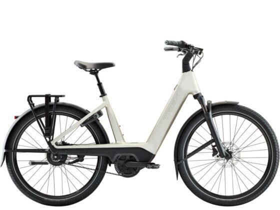 Trek Charter+ 4 Enviolo riem 540 Lowstep LUNAR SILVER Dames 2026